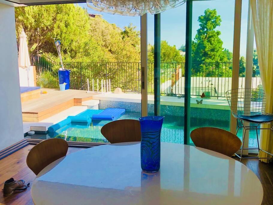 Casa de férias Luxe In Hollywood Hills- Modern Oasis, Pool 5 Min To Sunset